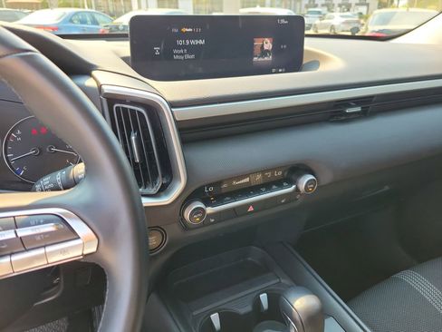 Used 2025 MAZDA CX-50 AWD 2.5 S w/ Premium Package image 24