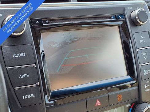 Used 2015 Toyota Camry XLE w/ Moonroof Package FWD image 23