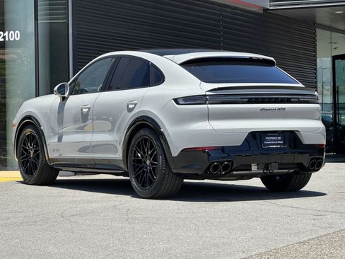 New 2026 Porsche Cayenne GTS AWD/4WD image 3