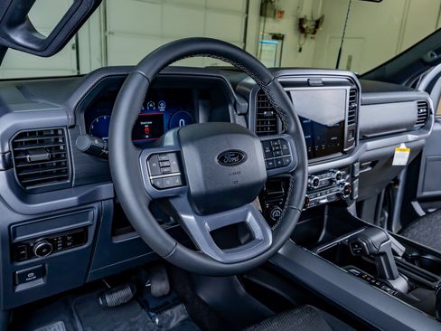 Used 2026 Ford F150 XLT w/ XLT Black Appearance Package AWD/4WD image 16