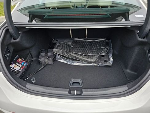 New 2025 Mercedes-Benz C 300 4MATIC Sedan image 9