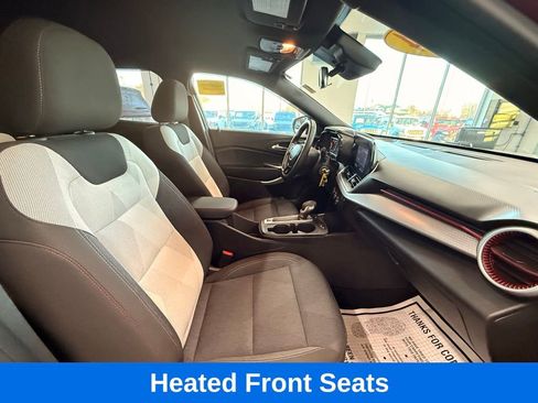 Used 2024 Chevrolet Trax RS w/ Driver Confidence Package image 14