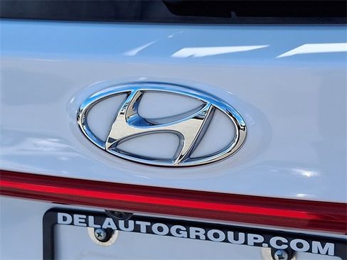 Used 2023 Hyundai Santa Fe SEL image 30
