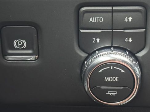 Used 2026 GMC Sierra 1500 AT4 w/ AT4 Premium Package AWD/4WD image 33