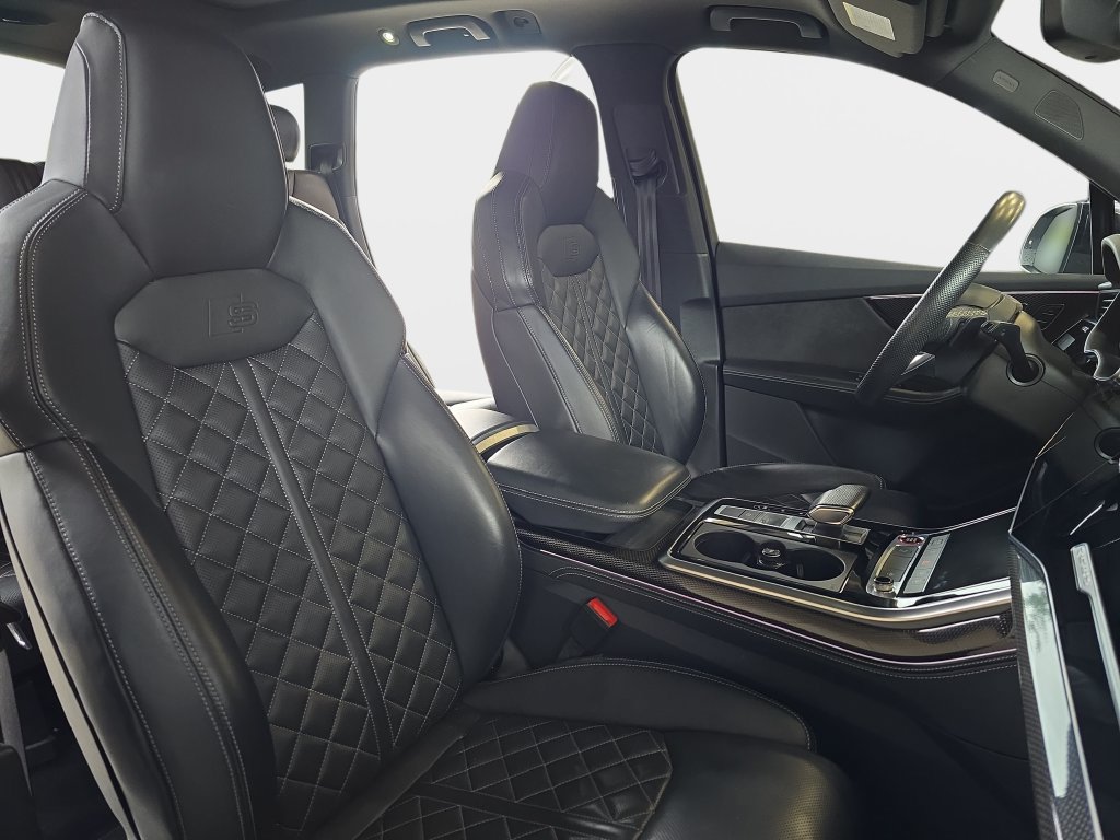 Used 2021 Audi SQ7 Premium Plus w/ Executive Package AWD/4WD image 12