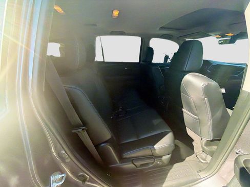 Used 2021 Honda Pilot Special Edition image 28