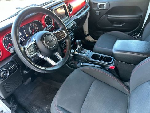 Used 2020 Jeep Wrangler Unlimited Rubicon AWD/4WD image 9