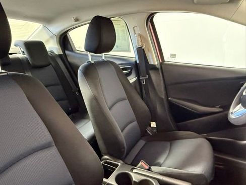 Used 2017 Toyota Yaris iA FWD image 49
