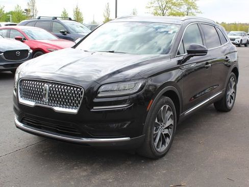 Certified 2023 Lincoln Nautilus Reserve w/ Equipment Group 201A AWD/4WD image 9