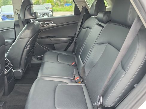 Certified 2023 Kia Sportage EX FWD image 32