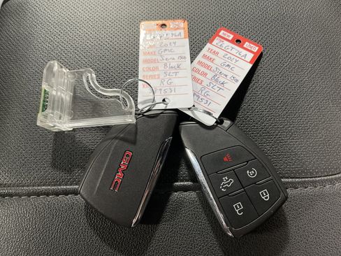 Used 2024 GMC Sierra 1500 SLT w/ SLT Premium Plus Package image 27