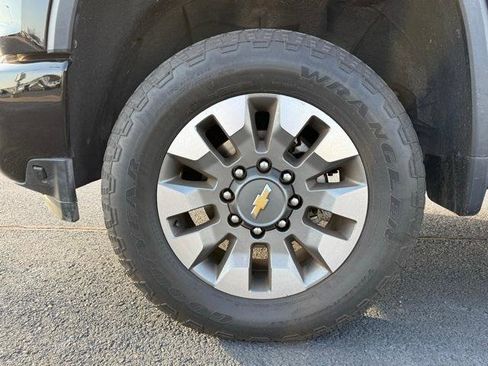 Used 2022 Chevrolet Silverado 2500 Custom w/ Gooseneck/5TH Wheel Package image 17