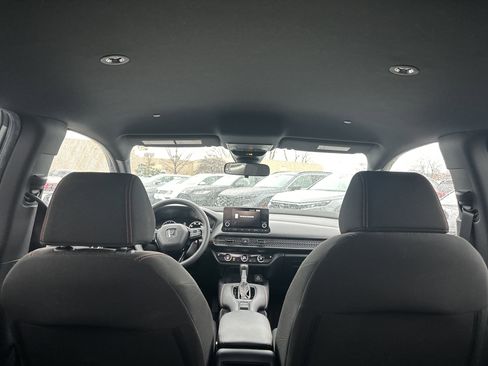 Used 2025 Honda HR-V Sport image 12