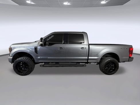 Used 2022 Ford F250 Lariat w/ Black Appearance Package AWD/4WD image 2
