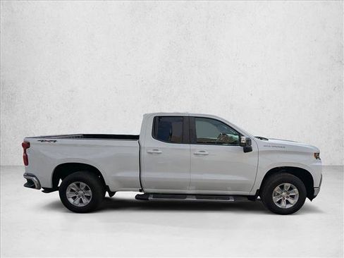 Used 2021 Chevrolet Silverado 1500 LT w/ Bed Protection Package AWD/4WD image 4