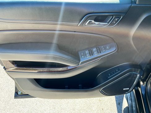 Used 2015 GMC Yukon SLT w/ Open Road Package image 12