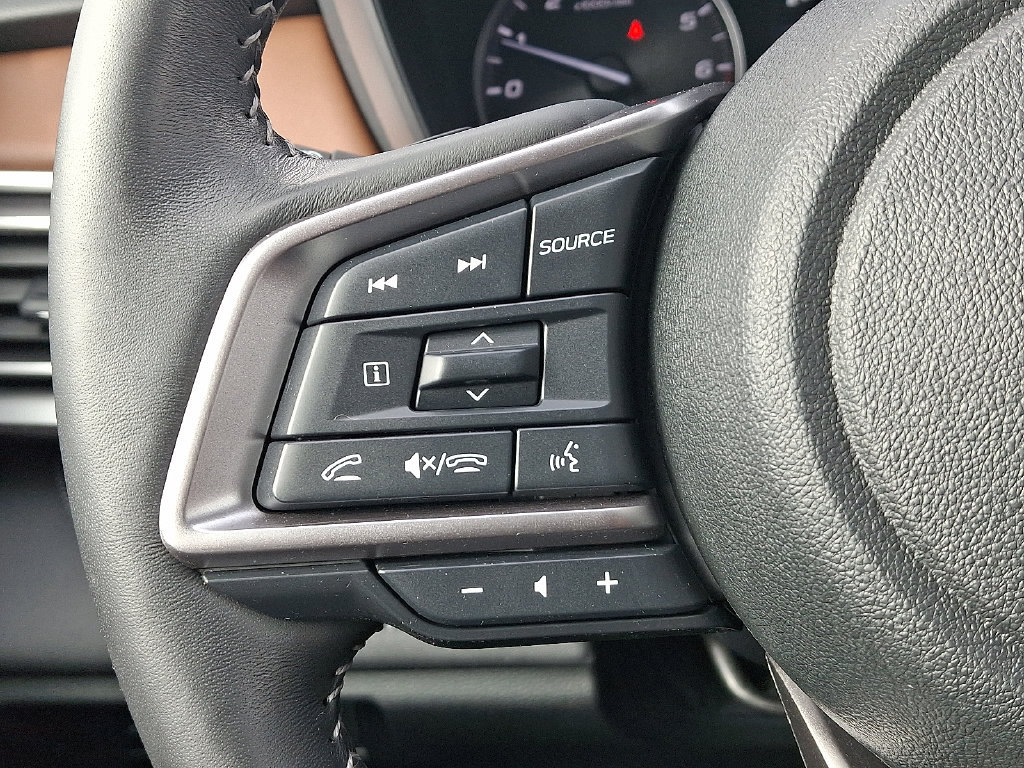 Used 2023 Subaru Outback Touring XT AWD/4WD image 22