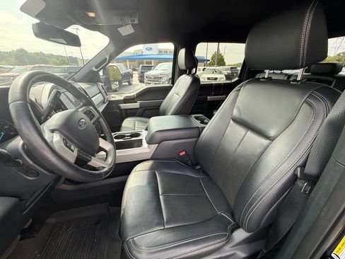 Used 2022 Ford F350 Lariat w/ Black Appearance Package AWD/4WD image 11