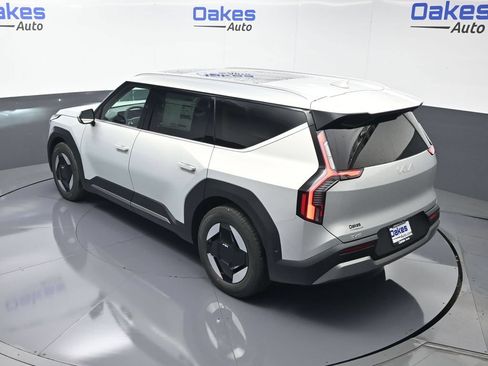 New 2026 Kia EV9 Wind AWD/4WD image 53