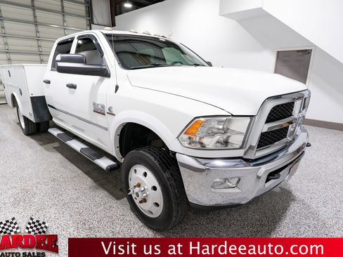 Used 2018 RAM 3500 Tradesman w/ Chrome Appearance Group AWD/4WD image 6