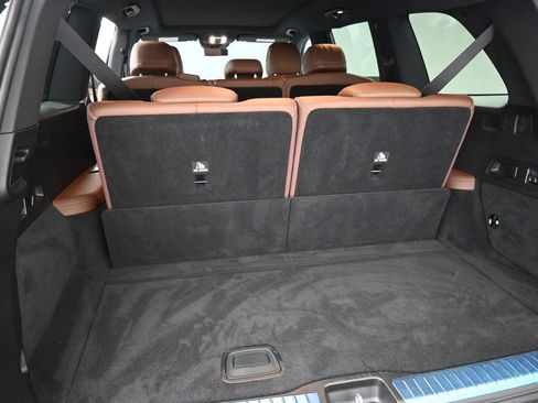Used 2025 Mercedes-Benz GLS 450 4MATIC image 8