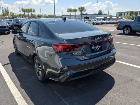 Certified 2023 Kia Forte LXS w/ LXS Technology Package image 12
