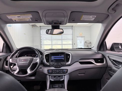 Used 2022 GMC Terrain SLT w/ Infotainment Package II AWD/4WD image 29