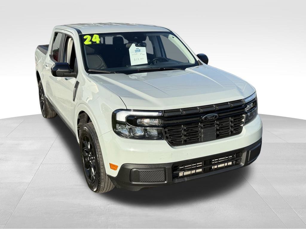 Used 2024 Ford Maverick Lariat w/ Black Appearance Package AWD/4WD image 3