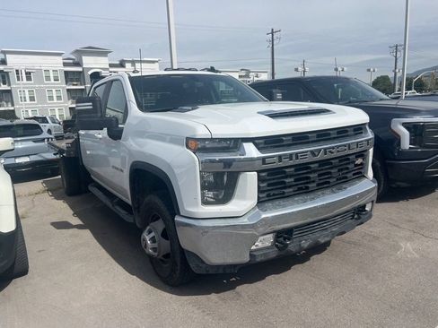 Used 2022 Chevrolet Silverado 3500 LT w/ Convenience Package AWD/4WD image 5