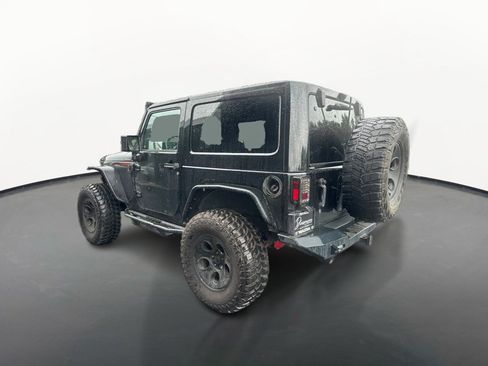 Used 2014 Jeep Wrangler Sahara w/ Connectivity Group AWD/4WD image 5