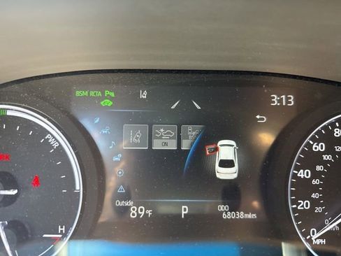 Used 2020 Toyota Avalon Limited w/ Advanced Safety Package FWD image 10