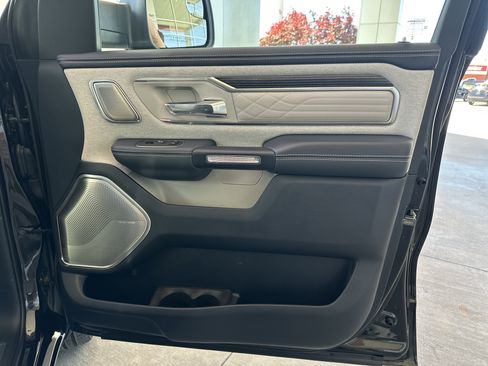 Used 2024 RAM 1500 Limited AWD/4WD image 15