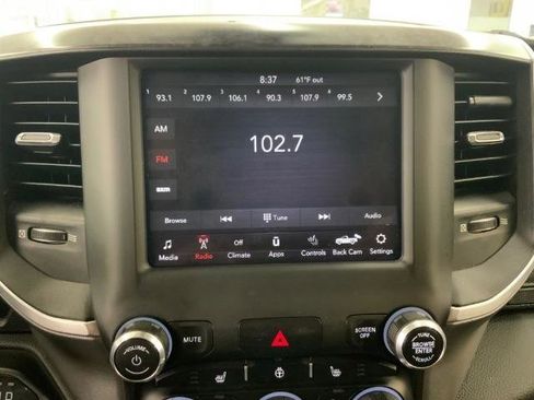 Used 2019 RAM 1500 Big Horn AWD/4WD image 17