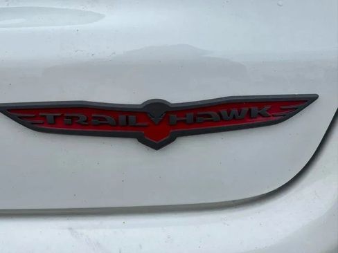 Used 2024 Jeep Compass Trailhawk image 10