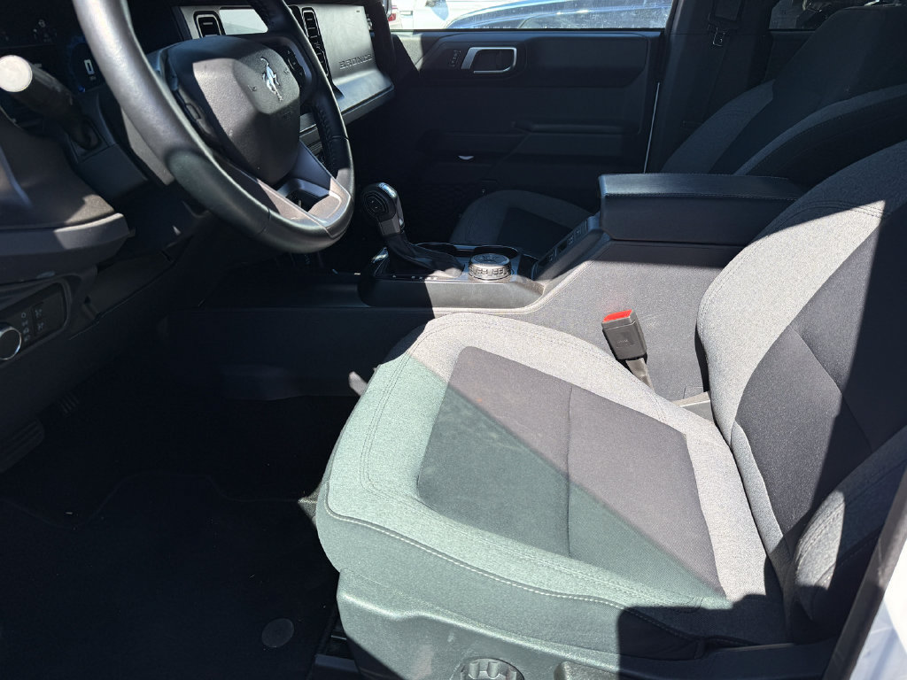 Used 2025 Ford Bronco Big Bend AWD/4WD image 3