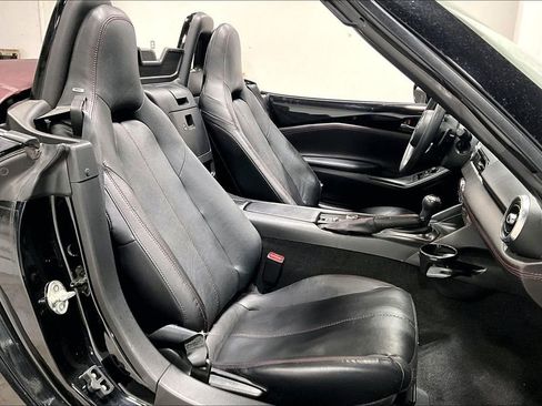 Used 2018 MAZDA MX-5 Miata Grand Touring image 10