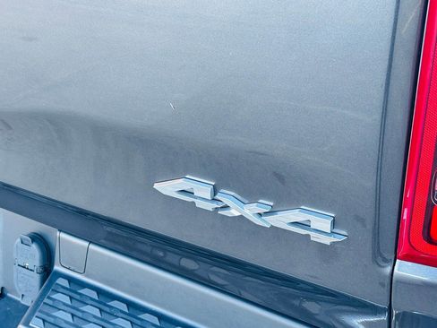 Used 2020 RAM 1500 Big Horn image 12