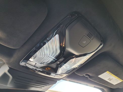 New 2027 BMW X7 xDrive40i w/ Executive Package AWD/4WD image 22