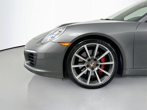 Certified 2019 Porsche 911 Carrera S image 14