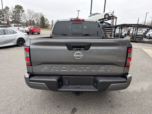 Used 2024 Nissan Frontier SL w/ Technology Package image 7