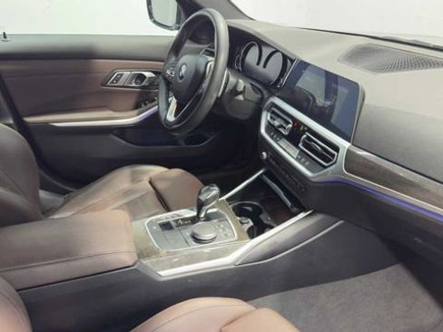 Used 2020 BMW 330i Sedan w/ Convenience Package RWD image 12