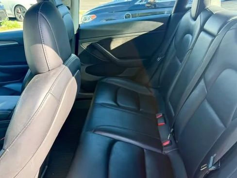 Used 2022 Tesla Model 3 RWD image 11