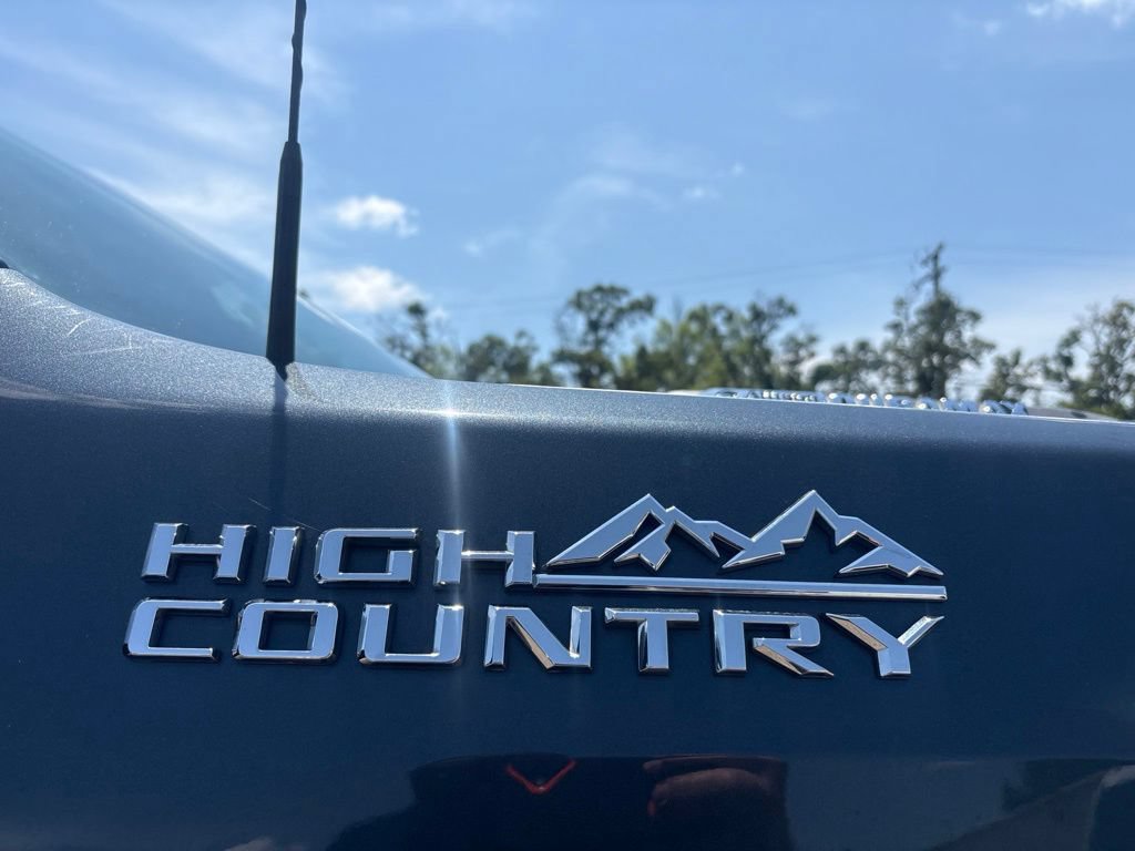Used 2020 Chevrolet Silverado 3500 High Country w/ Z71 Off-Road Package AWD/4WD image 7