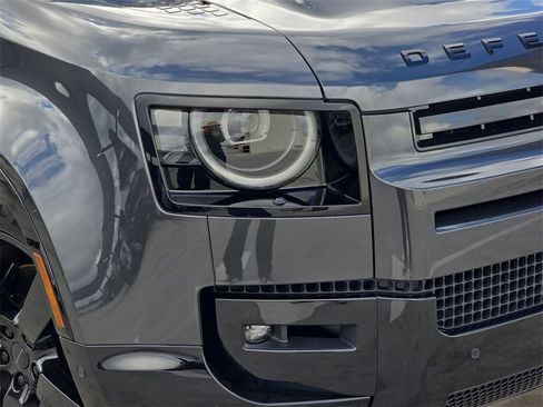 New 2026 Land Rover Defender 110 V8 image 33