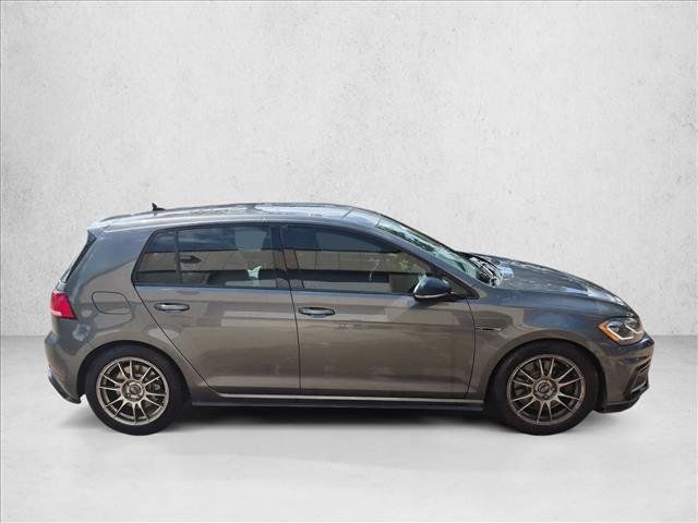 Used 2018 Volkswagen Golf 4-Door AWD/4WD image 4