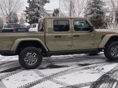 New 2026 Jeep Gladiator Mojave image 9
