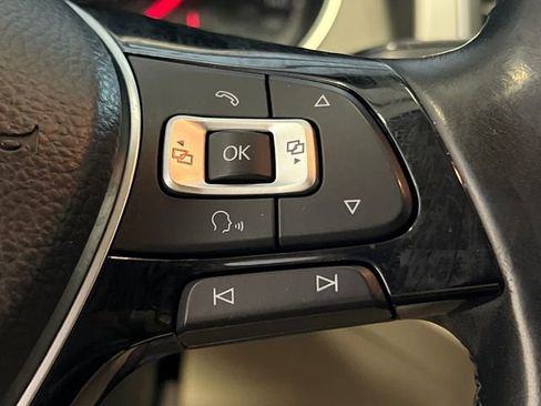 Used 2018 Volkswagen Atlas SE FWD image 22