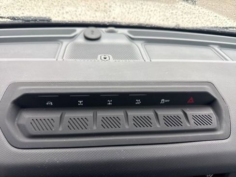Used 2025 Ford Bronco Badlands AWD/4WD image 37