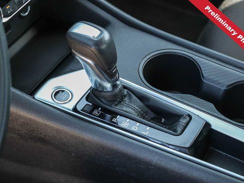 Used 2024 Nissan Altima 2.5 S FWD image 15