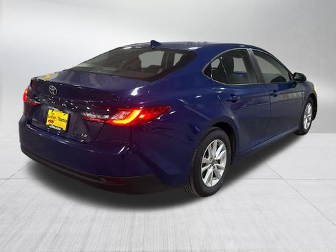 Used 2025 Toyota Camry LE FWD image 6